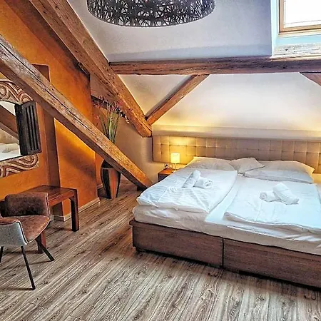 In Spirit, V Roznovskem Pivovaru - Pivni Lazne, Wellness & Cokoladovna Отель 4*