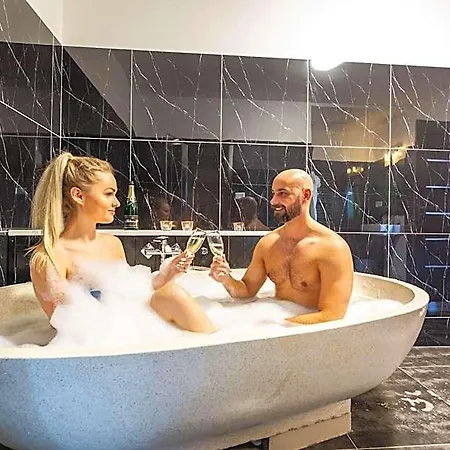 In Spirit, V Roznovskem Pivovaru - Pivni Lazne, Wellness & Cokoladovna 4* Rožnov pod Radhoštěm