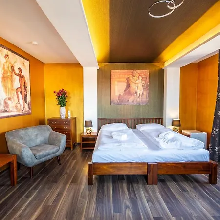 In Spirit, V Roznovskem Pivovaru - Pivni Lazne, Wellness & Cokoladovna Hotel 4*
